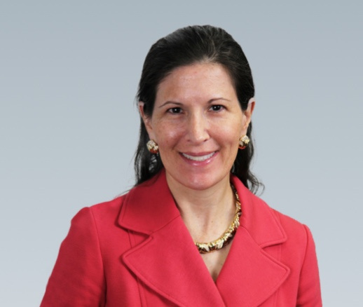 Headshot Ellen Siminoff