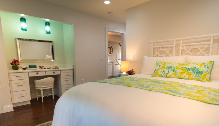 1, 2, 3 or 6 BEDROOM VACATION RENTALS
