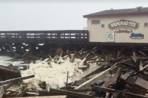 us-matthew-destroys-pier