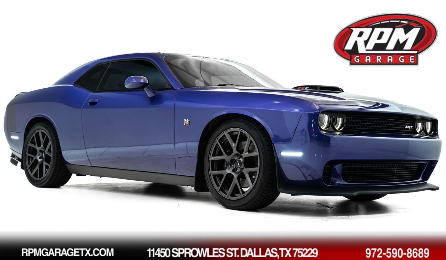 Dodge Challenger 392 Hemi Scat Pack Shaker RWD
