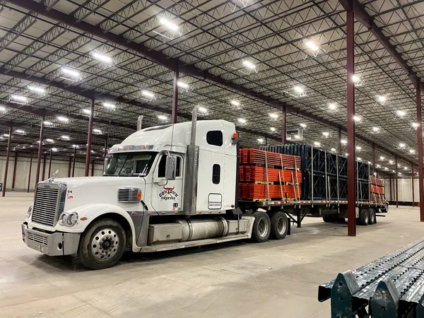Warehouse image 238d2248bbb84414800db180dd6da127