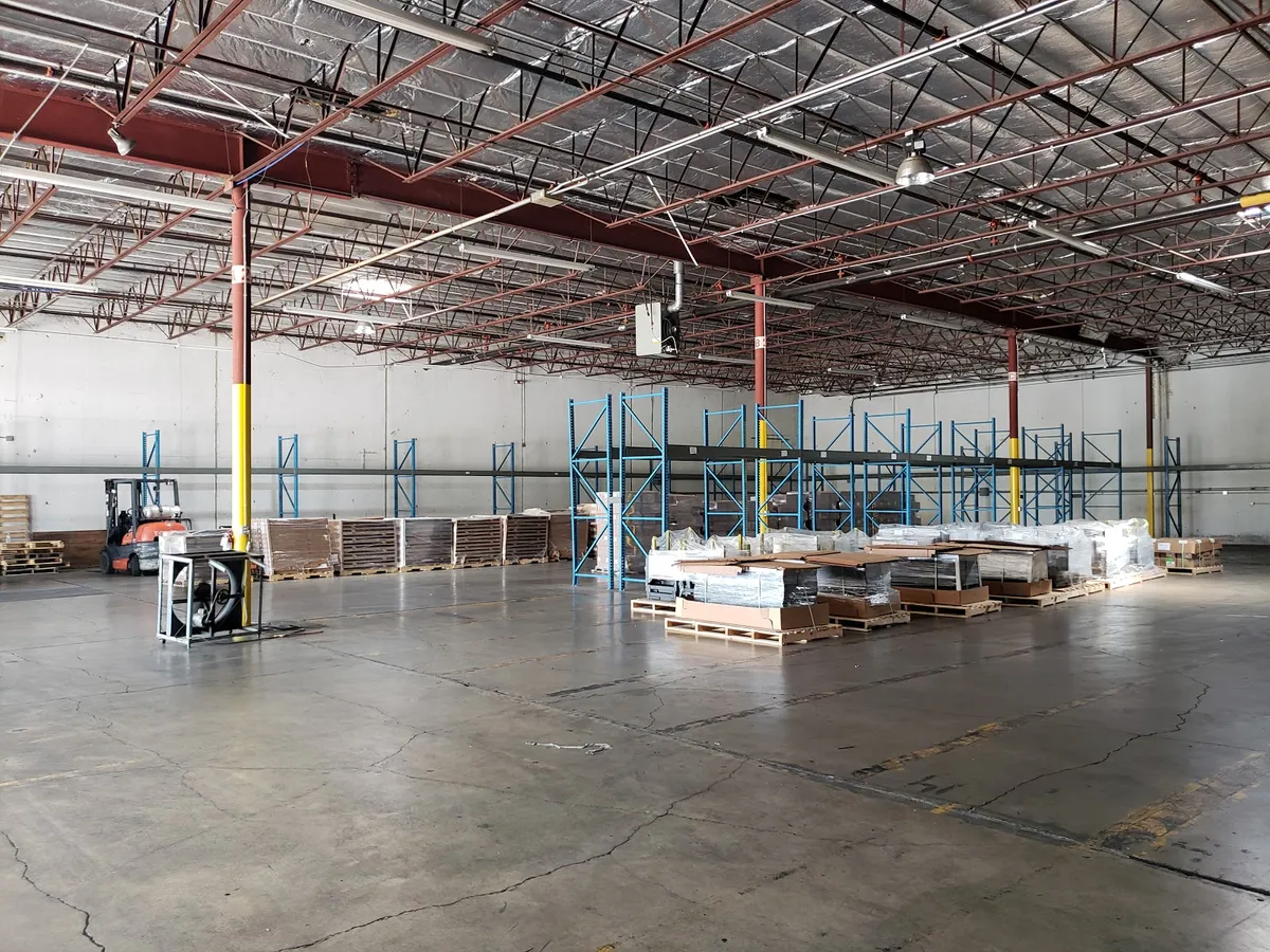 Warehouse image 27450e1b497a4483943002c9440d11ac