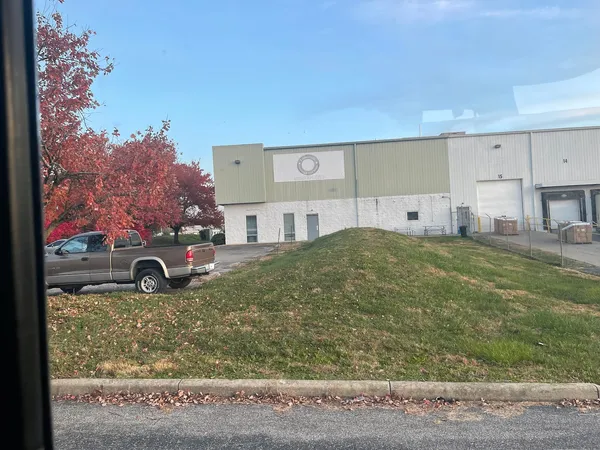 Warehouse image 8a3df906dd7f4c89ad353c3b0a948784
