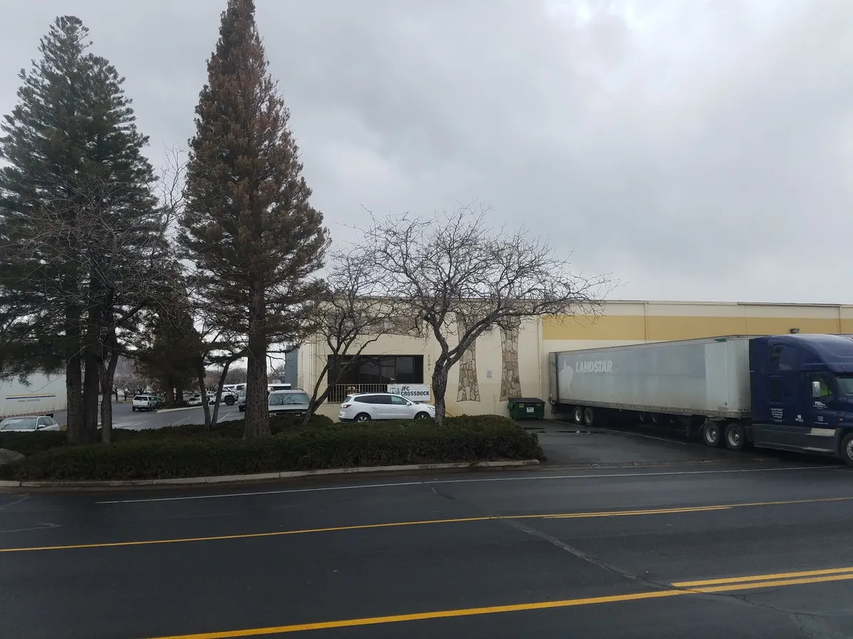 Warehouse image 9111a5ac78c843589b291ea3021be4ce
