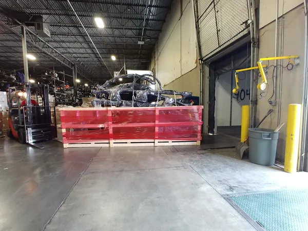 Warehouse image c30c1585baee442e894e92545dd87293