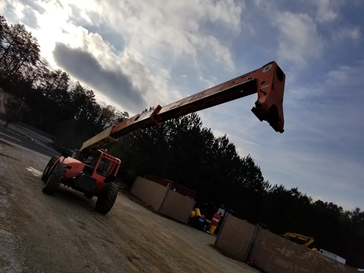 Warehouse image ccc2f82b25004e8193def78e0ebb496f