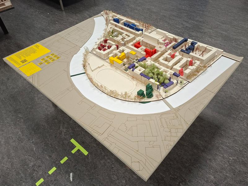 lobster-south-facade