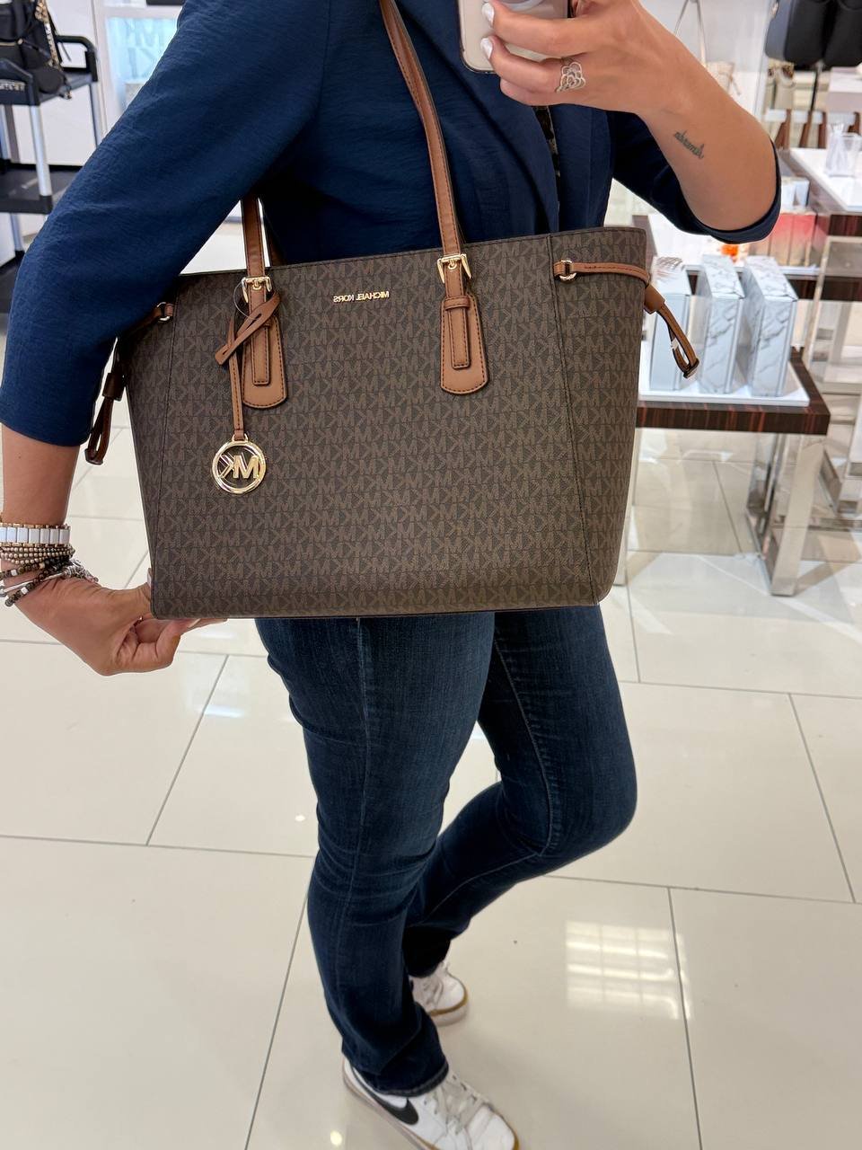 VOYAGER TOTE Bolsa Grande