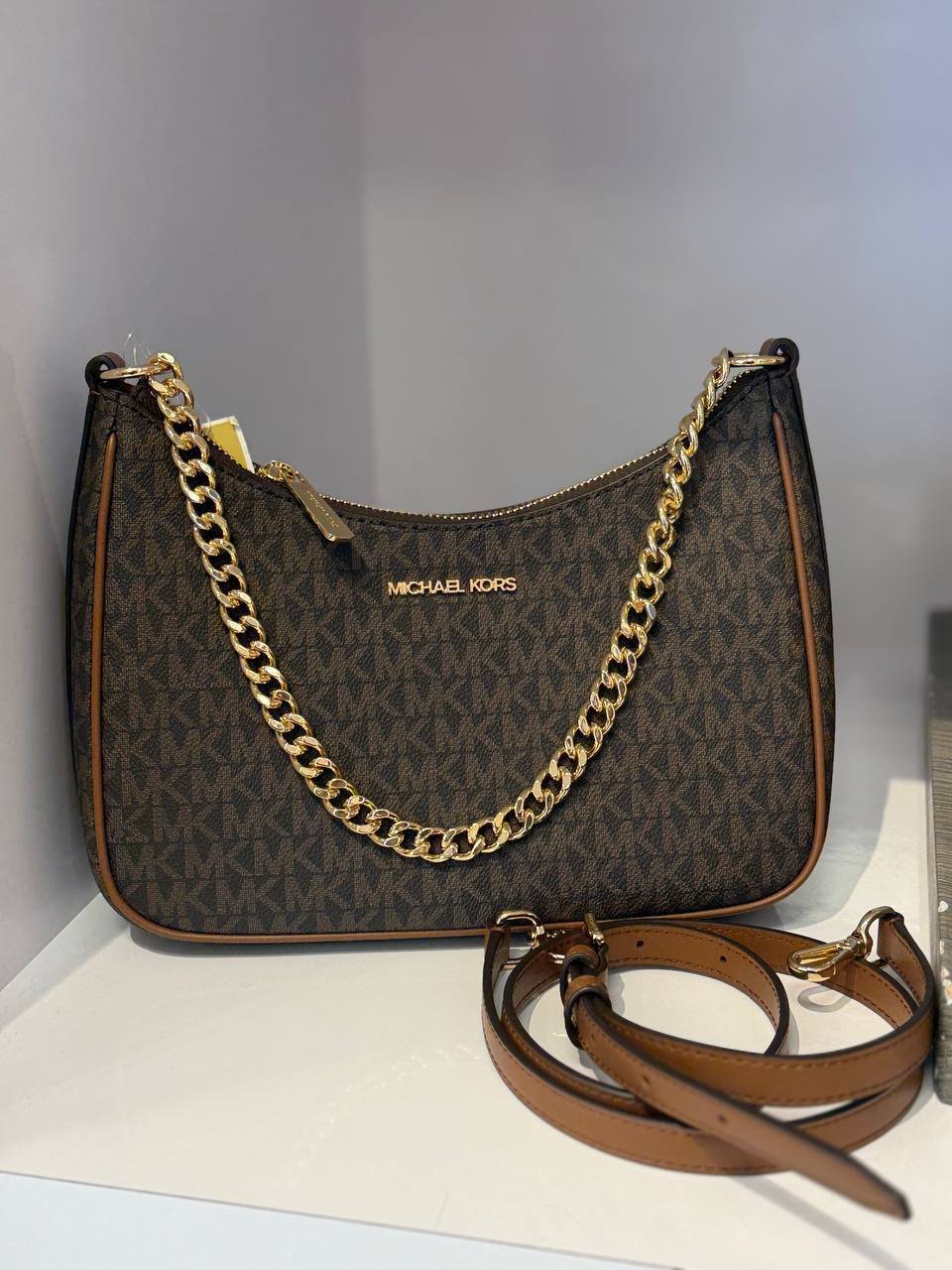 JET SET TRAVEL  LG XBODY