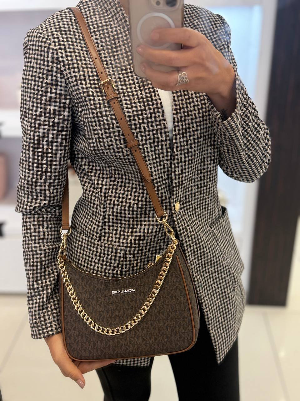 JET SET TRAVEL  LG XBODY