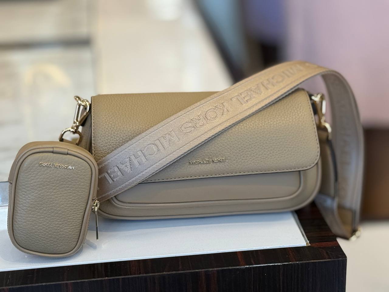 JET SET SM Crossbody