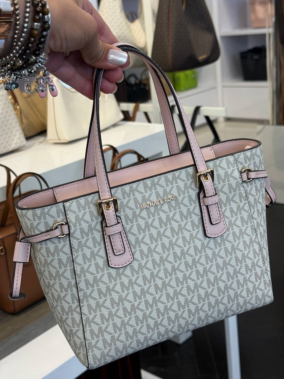 VOYAGER SM TOTE