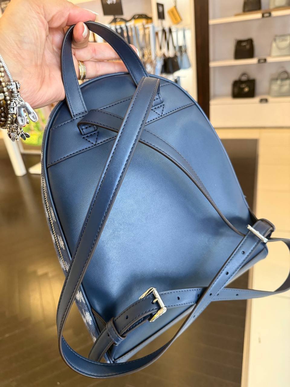 RHEA Mochila Média