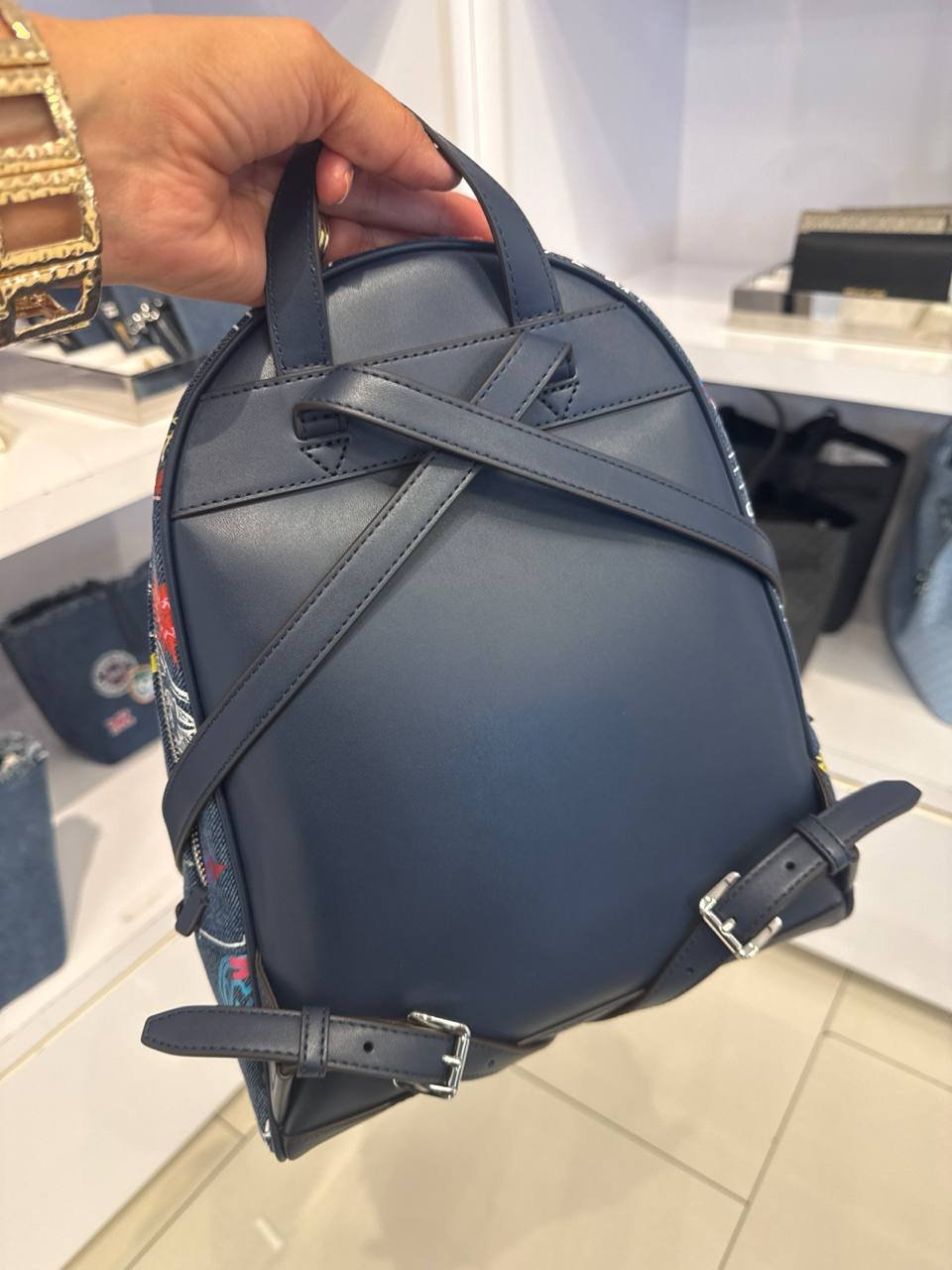RHEA Mochila Média