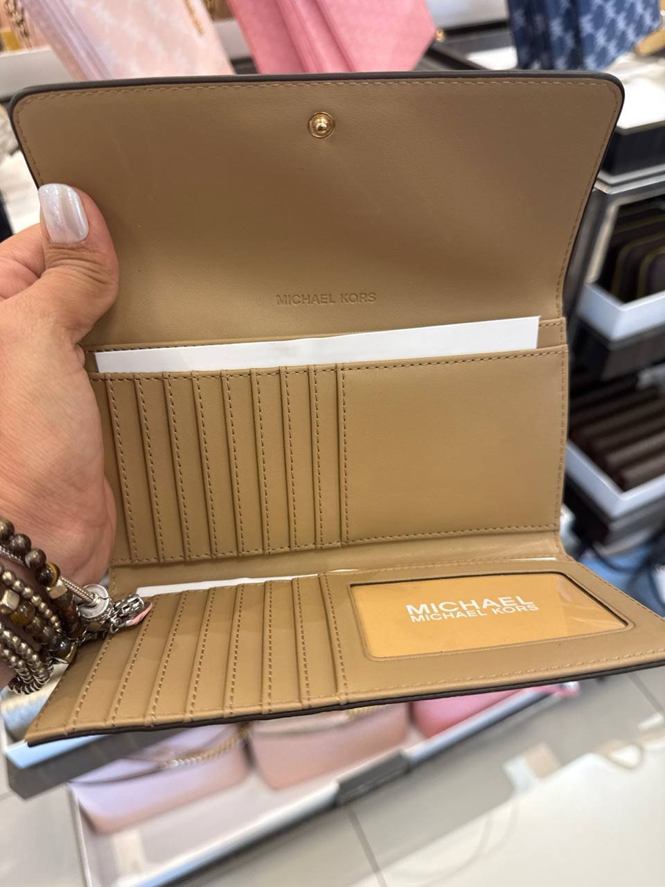 TRIFOLD Grande