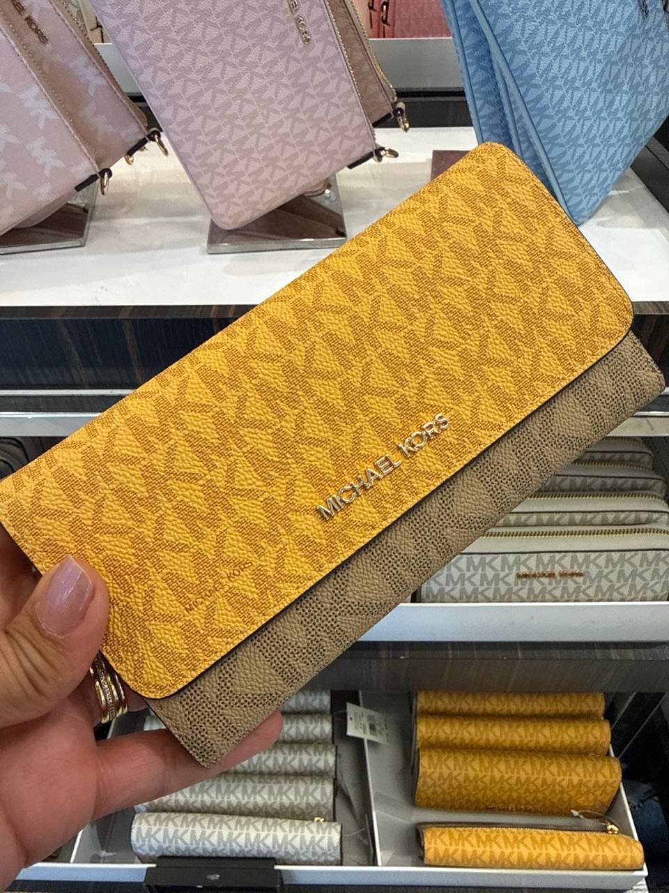 TRIFOLD Grande