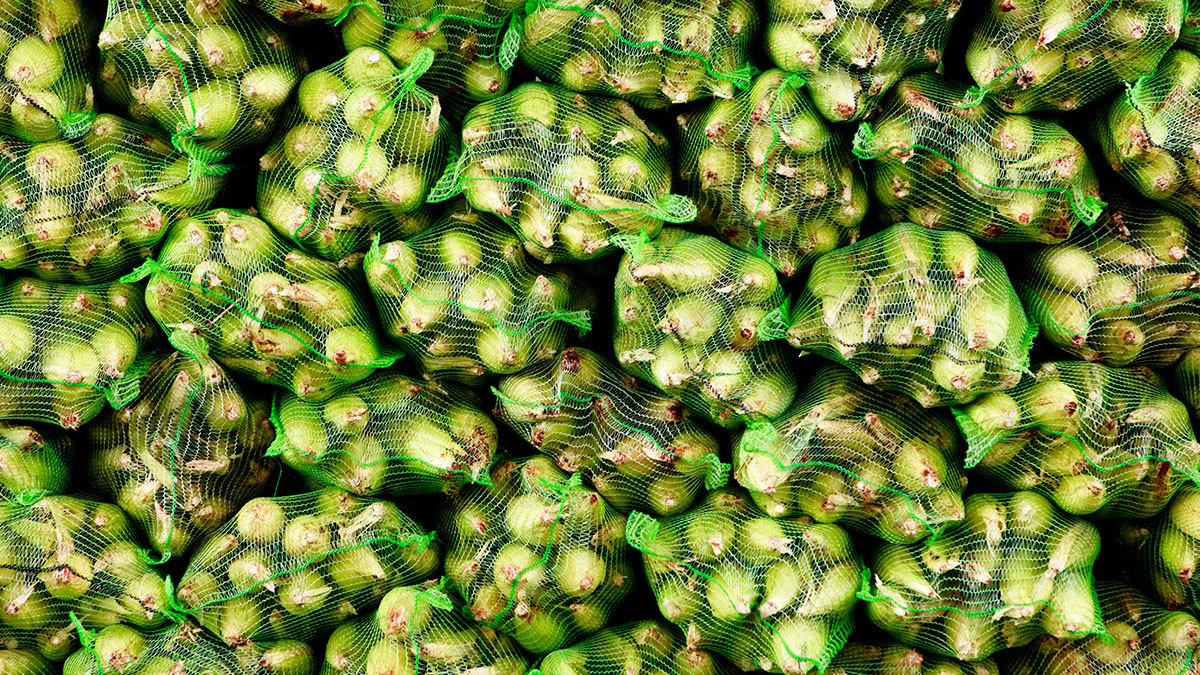 Why Sourcing Local Food Is So Hard for Restaurants