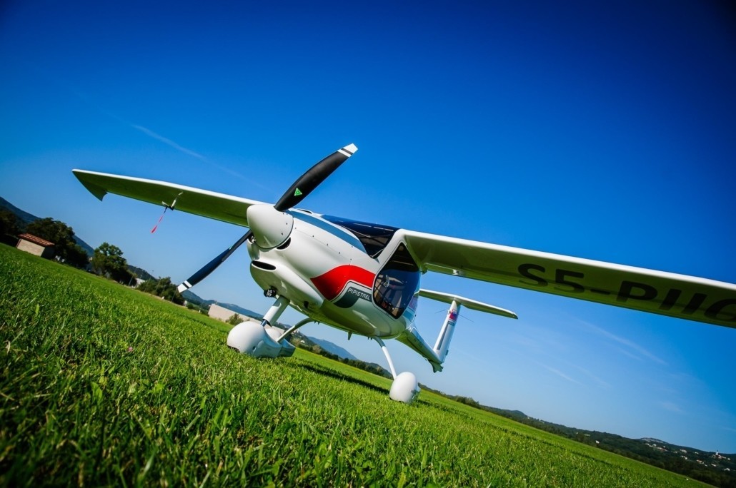 As New Zealand’s first electric plane takes off, here’s what’s happening with electric flight