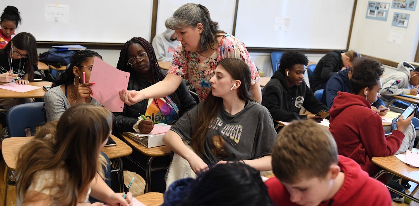 Girls and boys solve math problems differently ' with similar short-term results but different long-term outcomes