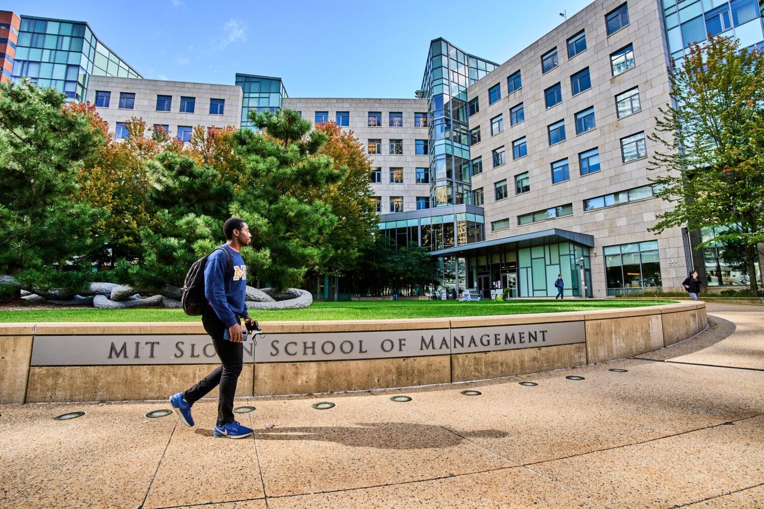 Financial Times ranks MIT Sloan No. 1 in 2026 Global MBA Ranking