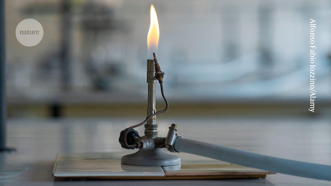 Bunsen burners' reputation for sterilizing workplaces flames out