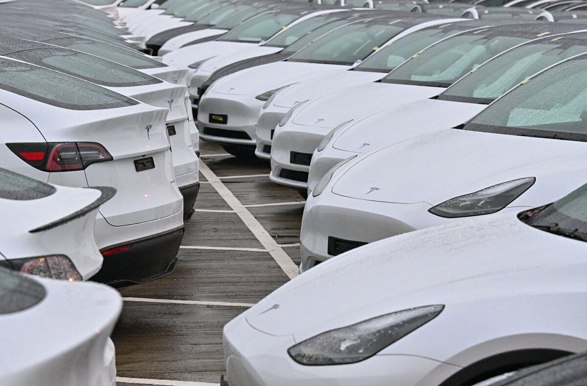 Tesla sustains its EV sales momentum despite US troubles | TechCrunch