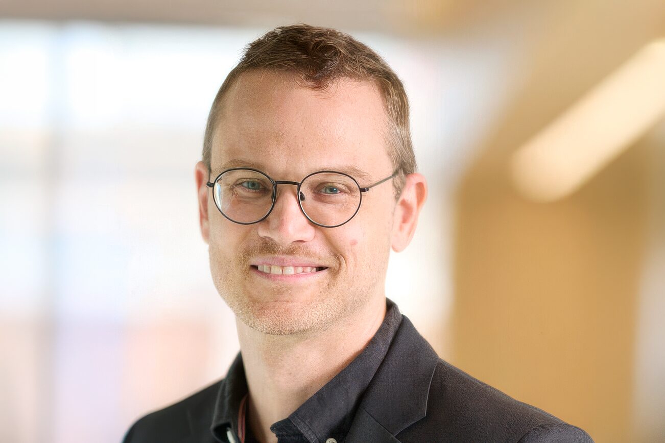 Q&A: How AI came to model the 'messy' human mind