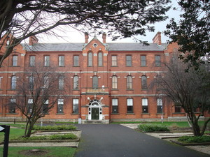 UC Dublin - University College Dublin: Smurfit