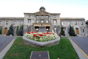 McGill University: Desautels