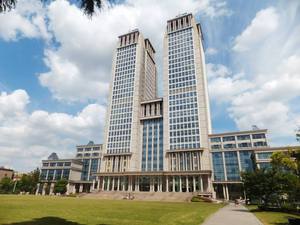 Fudan University School of Management