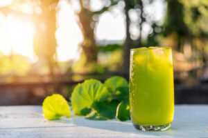 co nen uong nuoc rau ma thuong xuyen