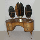 Kidney-shaped Walnut Dressing Table