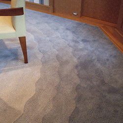 Handtufted Shaded Dining Rug 	