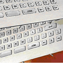 Top-mounting rugged keyboard