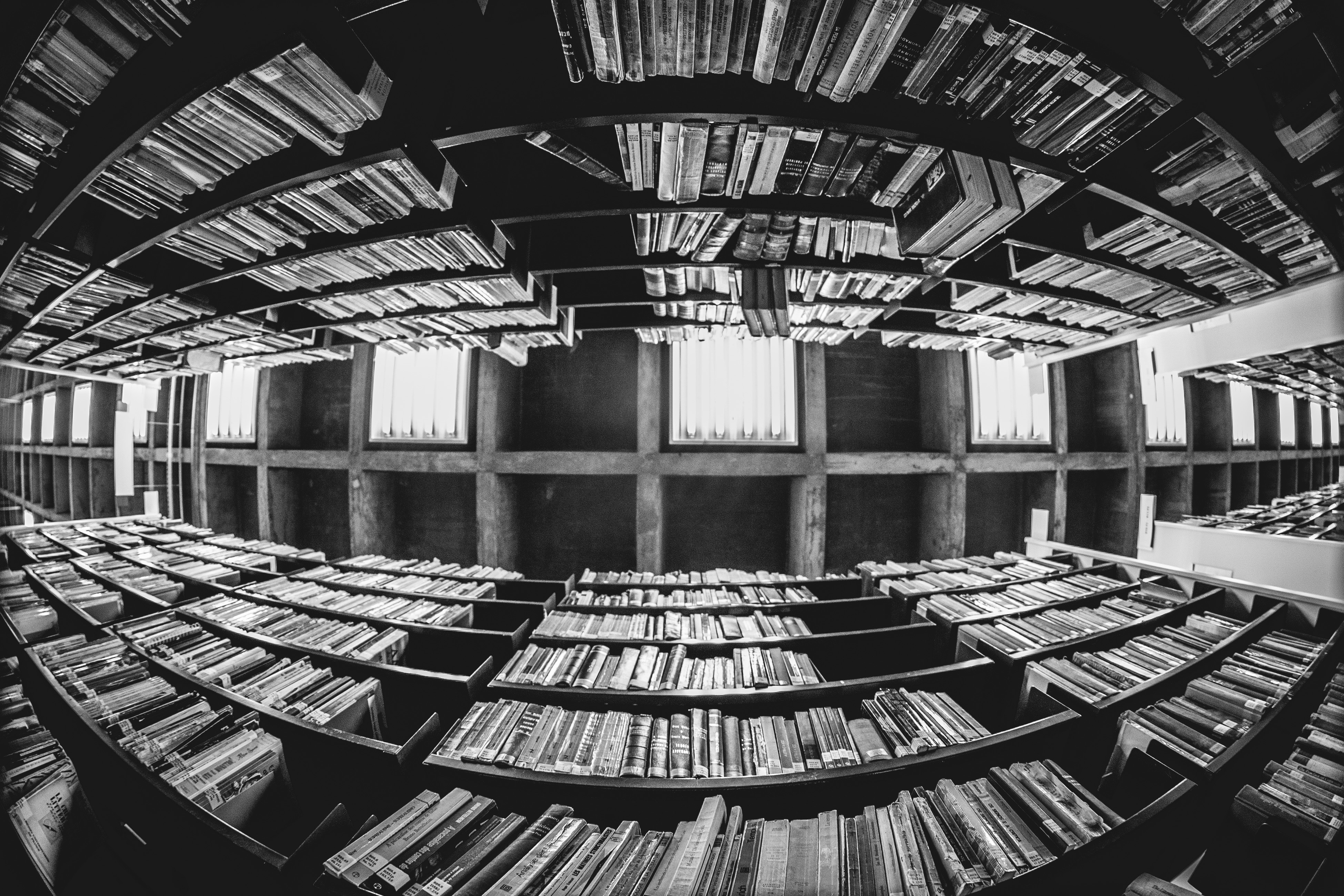 Moderating Expectations: What deep learning can and cannot do yet Moderating Expectations: What deep learning can and cannot do yet