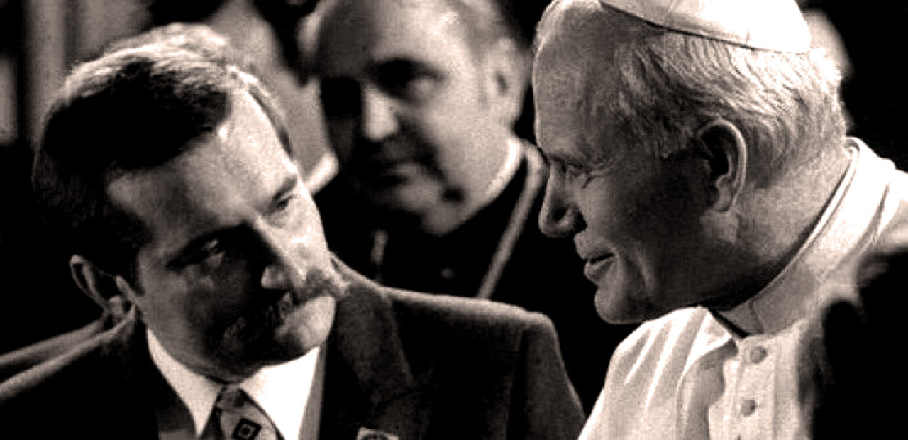 Lech Wałęsa with Pope John Paul II Lech Wałęsa with Pope John Paul II