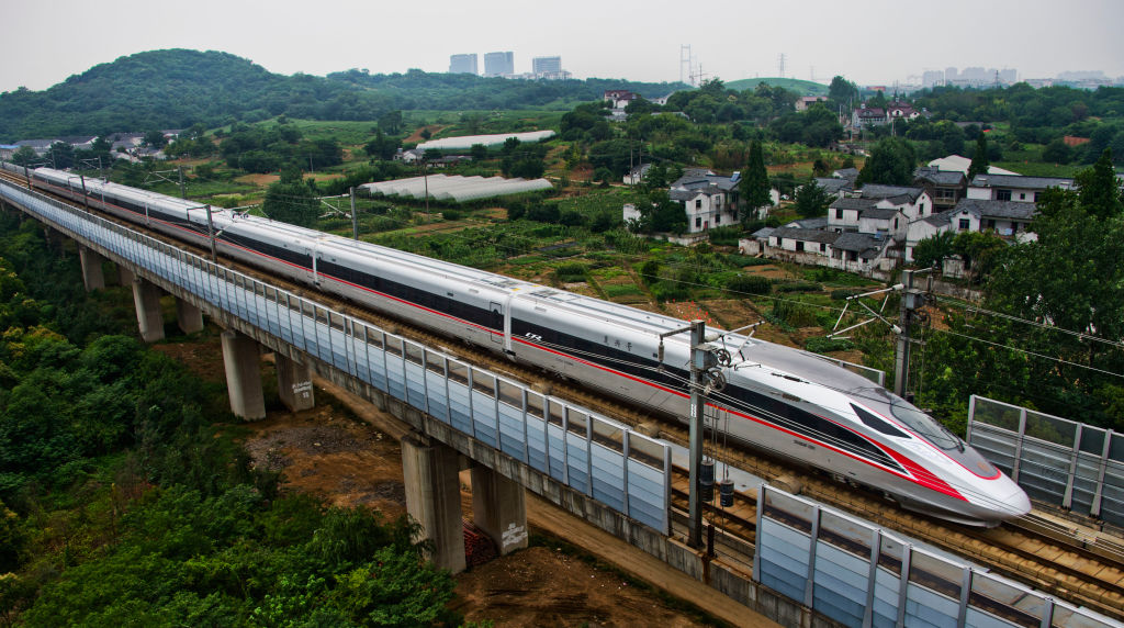 Speed between Shanghai and Beijing on China's new bullet trains Speed between Shanghai and Beijing on China's new bullet trains