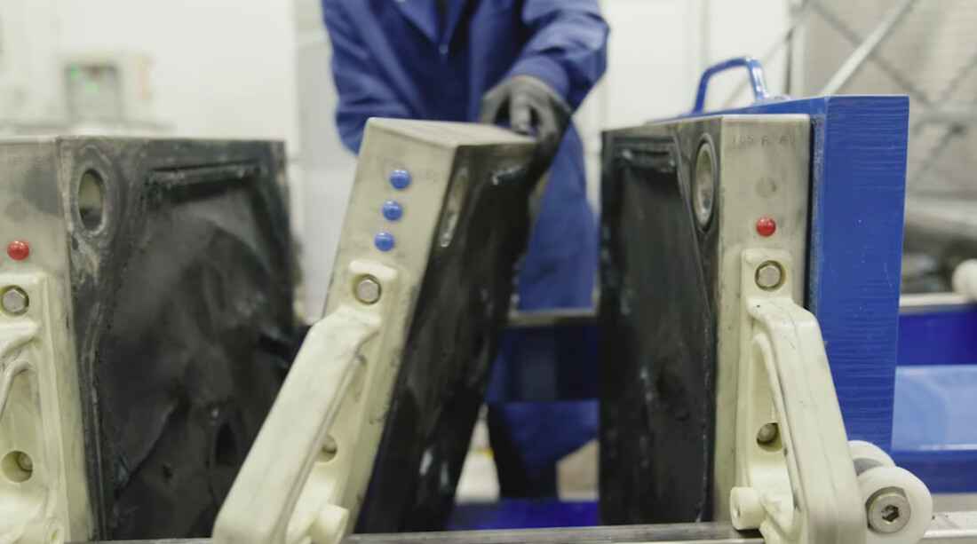 ARO EVO Series Black Mass Dewatering