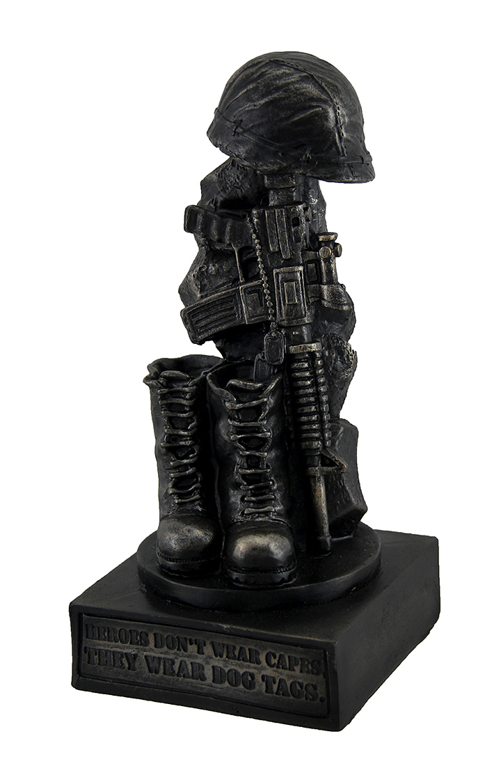 HONORING THE FALLEN Military Soldier's Boots Helmet & Rifle Statue 8 ...