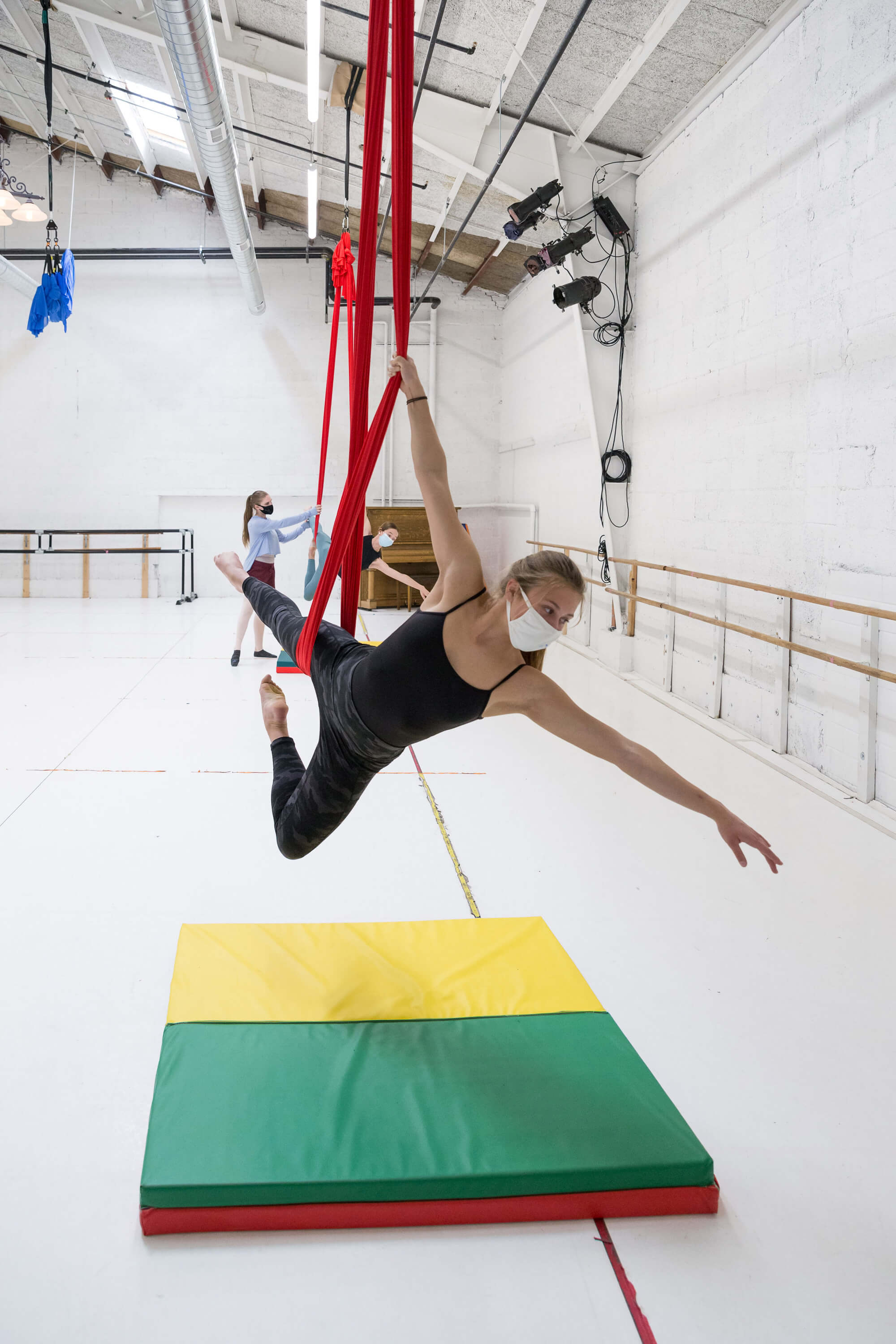 Aerial Dance Level 1