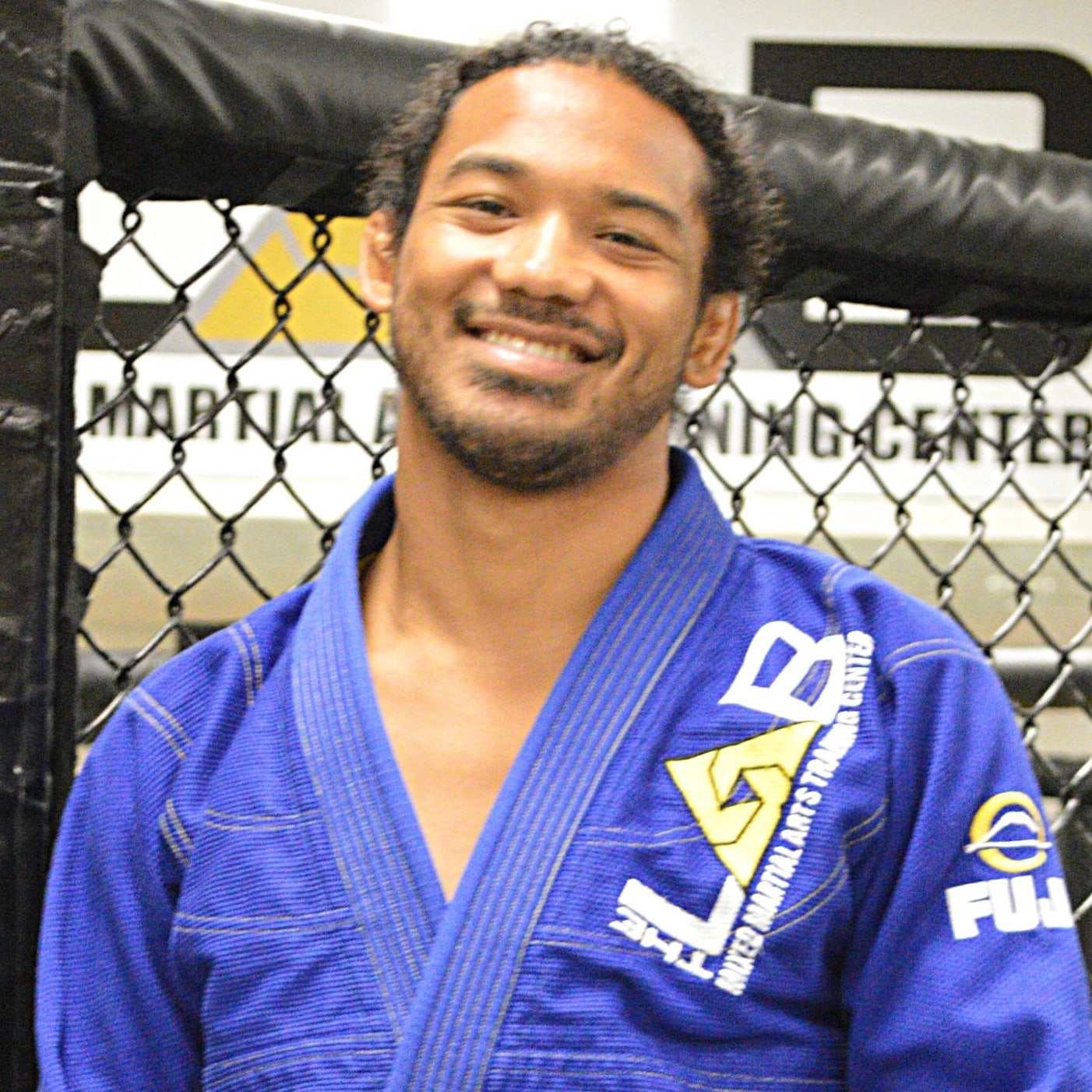 Submission to will. Submissive captions 10. фофана арсенал. джош томпсон. Will submit.