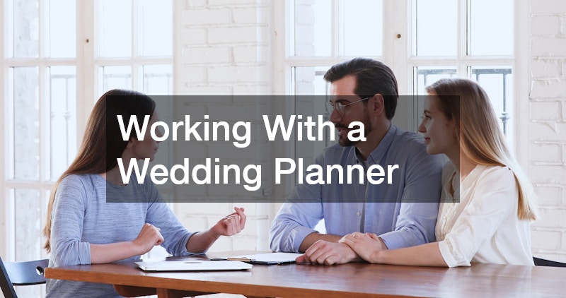 Working With a Wedding Planner