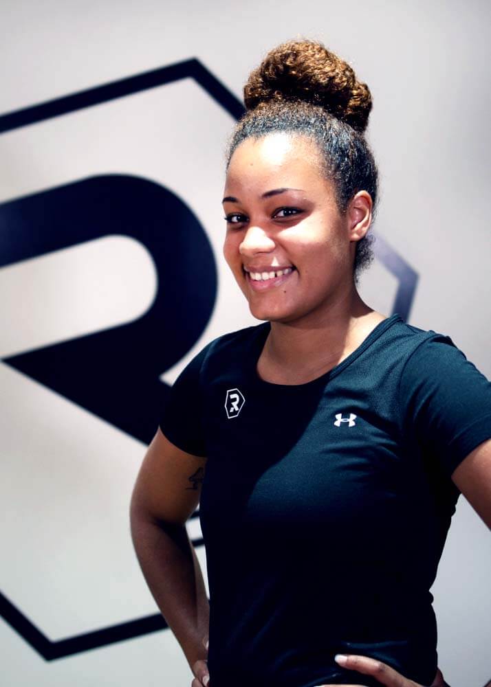 trainer : Laetitia Y Laetitia Y