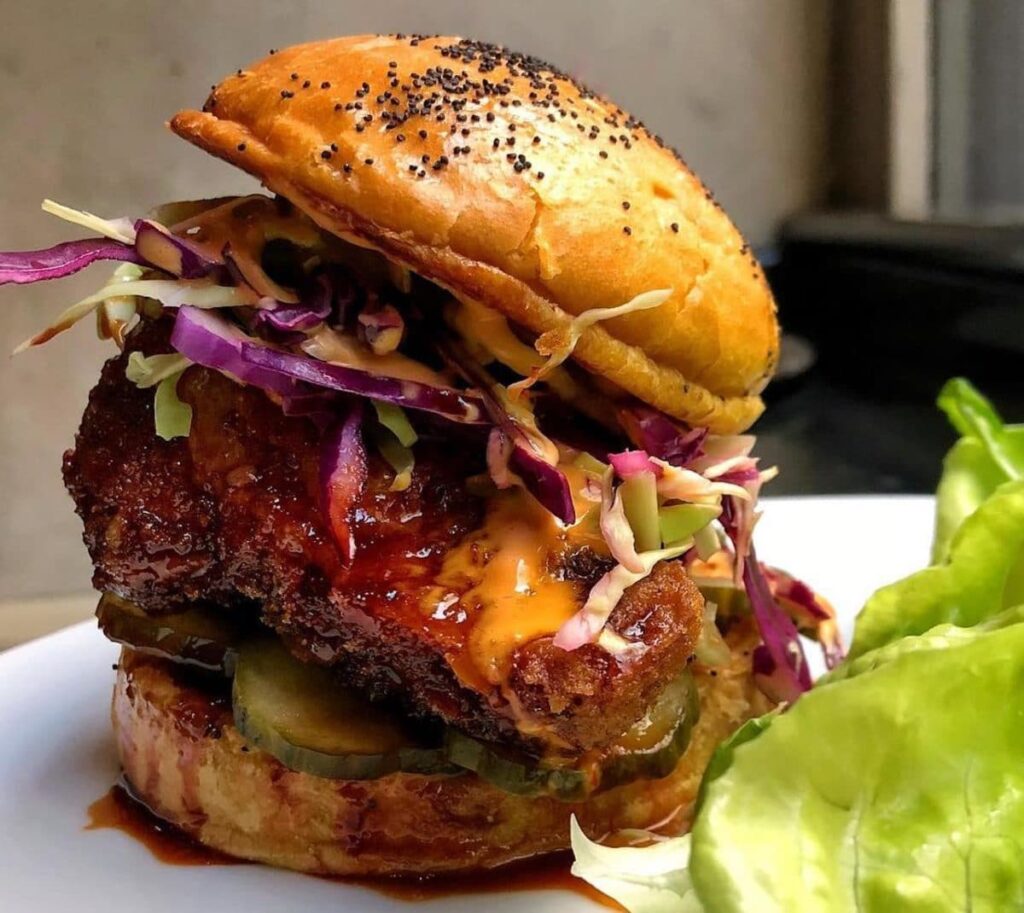 The Best Manhattan Neighborhoods for Foodies (and Where to Eat in Each One)