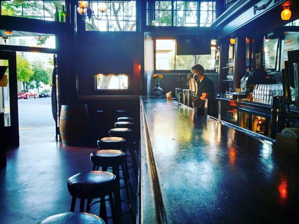5 Best Neighborhood Bars in San Francisco
