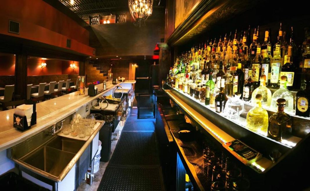 6 Best Bars in Houston for Adventurous Drinkers