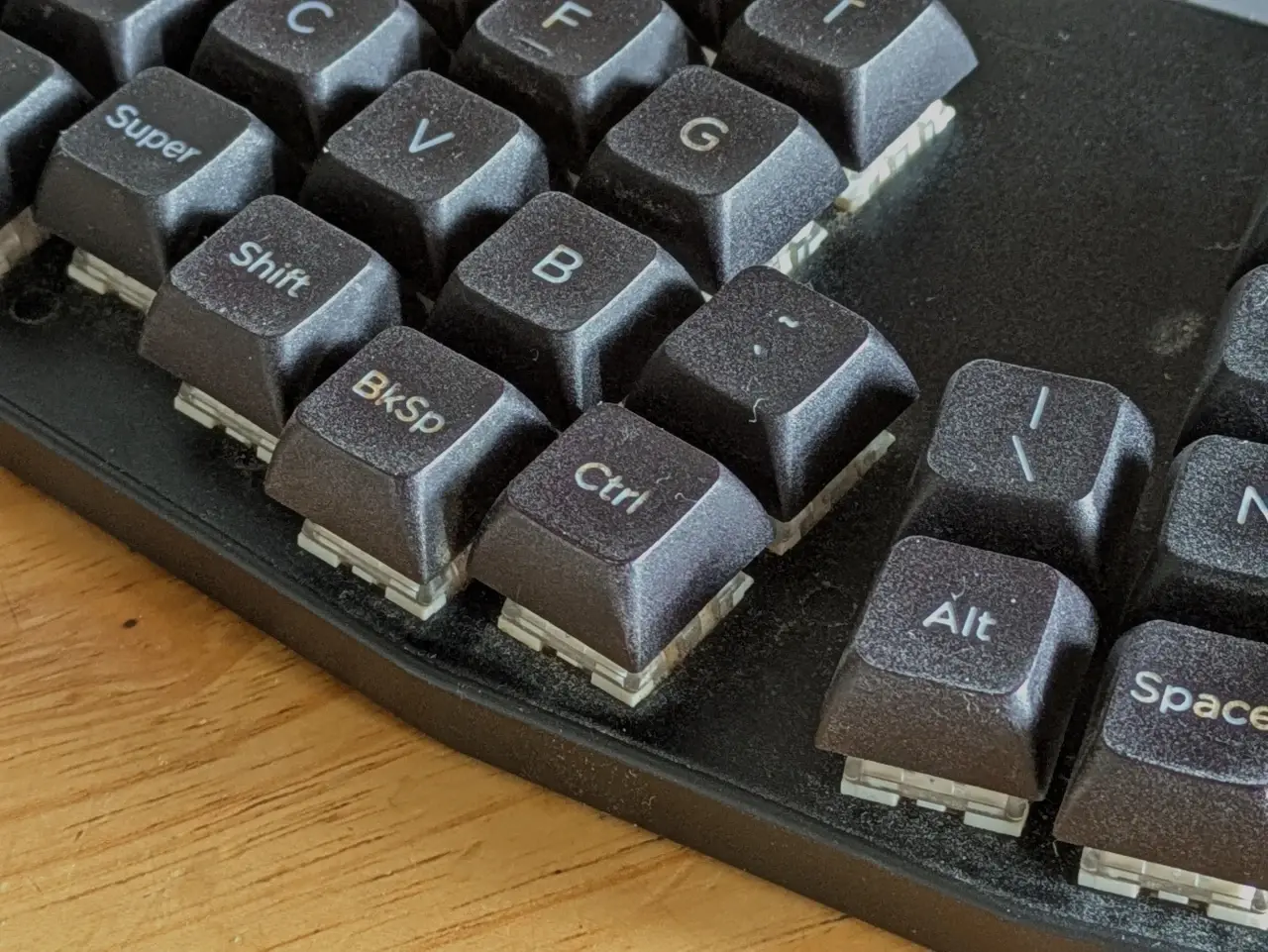 Keyboard.io Atreusの中央部分の写真