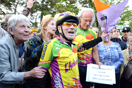 100yearoldcyclistmarchand