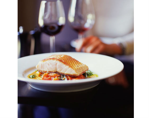 Halibut, Tomatoes and Thyme in White Wine