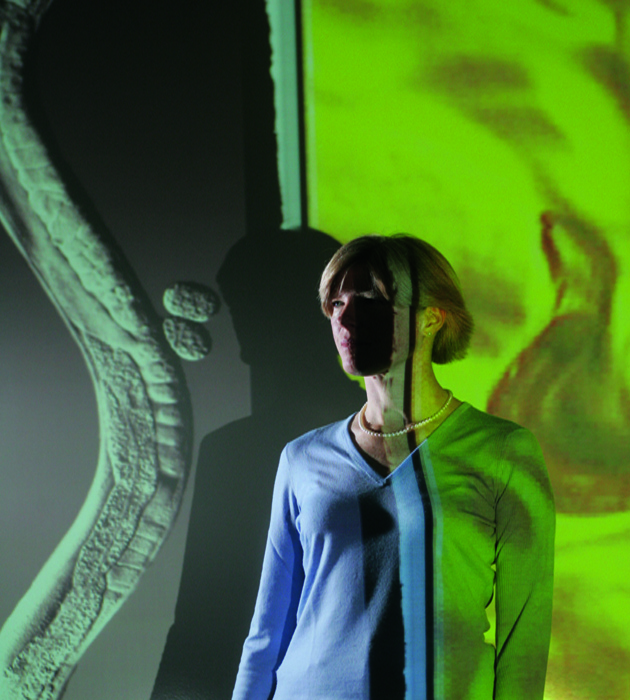 April 22, 2005 - San Francisco, California, United States: Cynthia Kenyon at UCSF Mission Bay campus has found a way to increase the lifespan of microscopic worms by suppressing a single gene. (Mike Kepka / San Francisco Chronicle / Polaris) ///